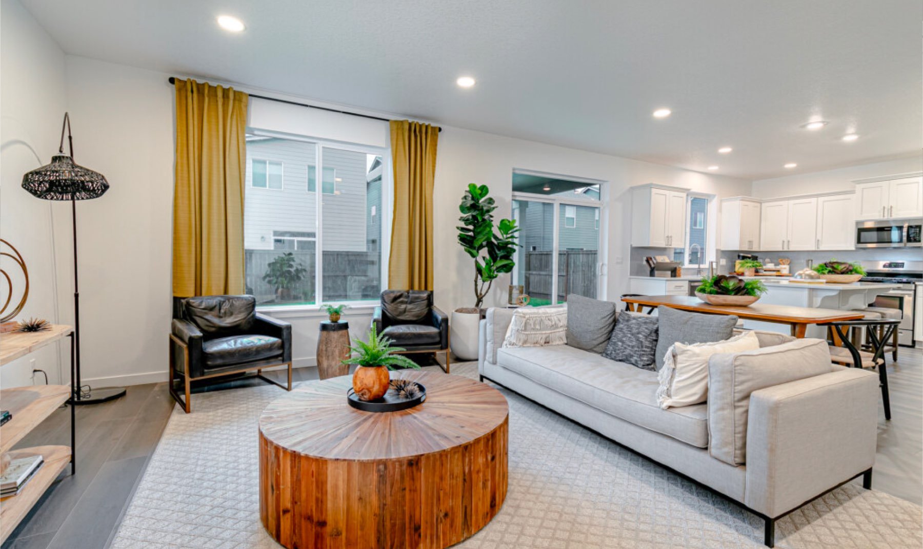 Living room and kitchen of 1833 sq ft floorplan